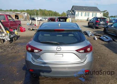 2015 Mazda Mazda3 I Grand Touring z USA, uszkodzony, nr VIN JM1BM1M76F1235080